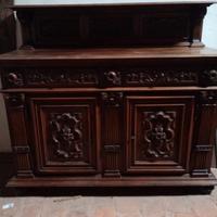 Credenza con alzatina