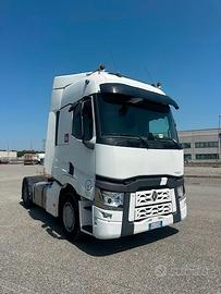 TRATTORI STARDALI RENAULT