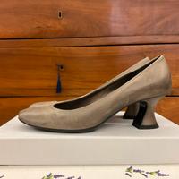 Scarpe di pelle con tacco 5 a rocchetto