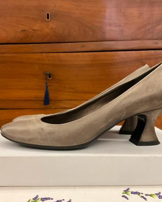 Scarpe di pelle con tacco 5 a rocchetto