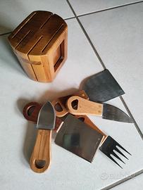 Set 5 coltelli per formaggi