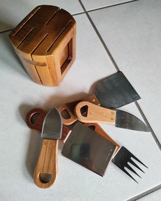 Set 5 coltelli per formaggi