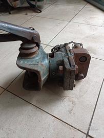 gancio per rimorchio 