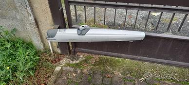 Motori per cancello automatico