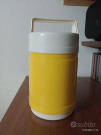 Thermos per cibi e bevande vintage 