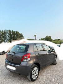 Toyota Yaris 2010