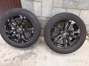 4 Cerchi lega 18" Toyota gomme invernali Yokohama