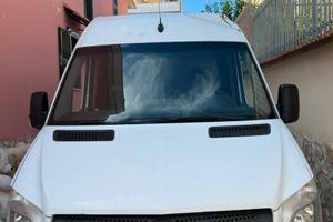 Mercedes benz sprinter