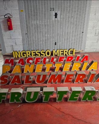 insegne lettere scatolate