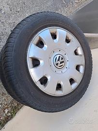 4 cerchi di woglsvagen con gomme invernali kumho