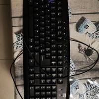 Monitor Tastiera e casse audio