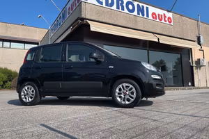 Fiat Panda 1.2 Lounge 69CV Neopatenti