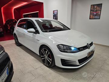 Volkswagen Golf GTD 2.0 TDI 5p. BlueMotion Technol