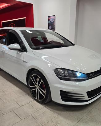 Volkswagen Golf GTD 2.0 TDI 5p. BlueMotion Technol