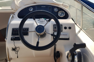 Semicabinato barca a motore