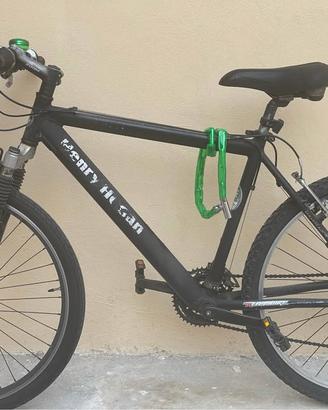 🚴♂️ Mountain Bike completamente attrezzata