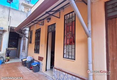 Via Catania, Provinciale, ampio bivani in ottime