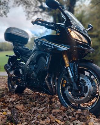 Yamaha Fazer 800 permuto con maxi enduro o Sport T