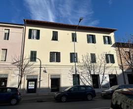 Quattro vani in zona semicentrale