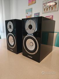 Diffusori Hi-Fi Yamaha Piano Black NS-BP301