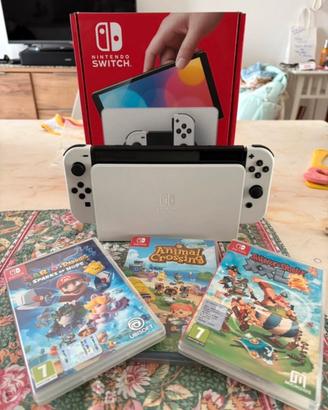 Nintendo Switch OLED + 3 giochi originali