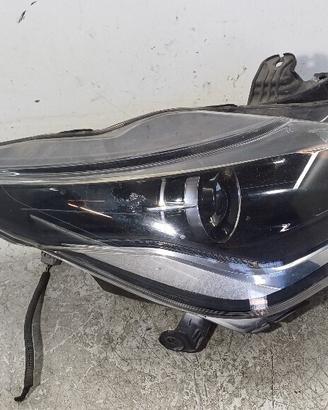 FARO ANTERIORE SINISTRO TOYOTA Aygo 3° Serie 8117