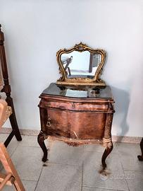 Coppia comodini d’epoca in radica con specchi dora