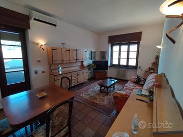 Macherio trilocale oltre a locale hobby box doppio