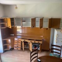 Cucina vintage grande con misure generose