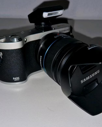 Samsung NX 300