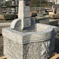 Grande fontana in vera pietra granito