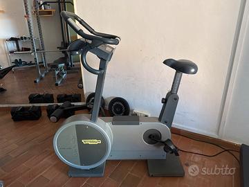 TECHNOGYM - BIKE 600 XT PRO