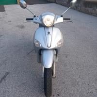 piaggio liberty 200