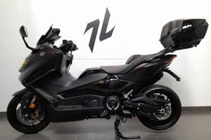 Yamaha T Max 560 TECH '24 ACCESSORIATO