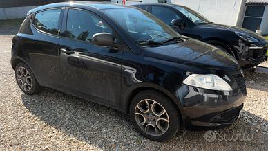 LANCIA YPSILON 2015 elefantino Black Edition