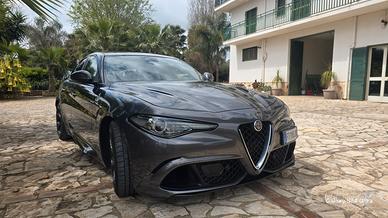 Alfa Romeo Giulia 2.9 v6 Quadrifoglio 