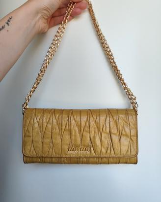 wallet on chain senape Miu Miu 