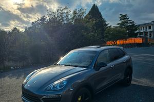 Porsche Cayenne 3.0 diesel V6 240cv