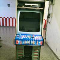 cabinato arcade