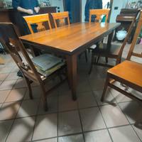 tavolo + 6 sedie in legno