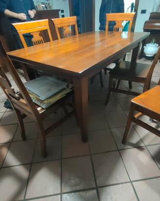 tavolo + 6 sedie in legno