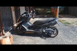 t max