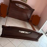 Letto Matrimoniale in vero legno + Rete e specchio