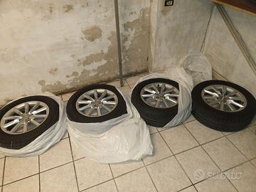 Kit cerchi e gomme audi Q3