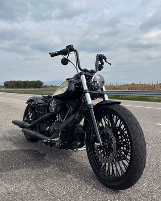 Harley Davidson street bob