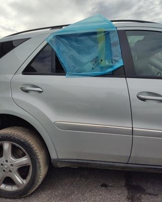 Porta posteriore dx MERCEDES-BENZ ML 320 del 2006