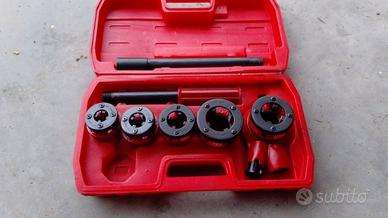 Kit di Filettatura Tubi idraulici a Cricchetto