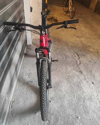 Bicicletta GT Avalanche S 27.5