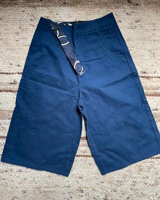 Pantaloni media lunghezza Desigual