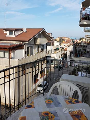 Cenrtrale e vicino al mare Lido arredato